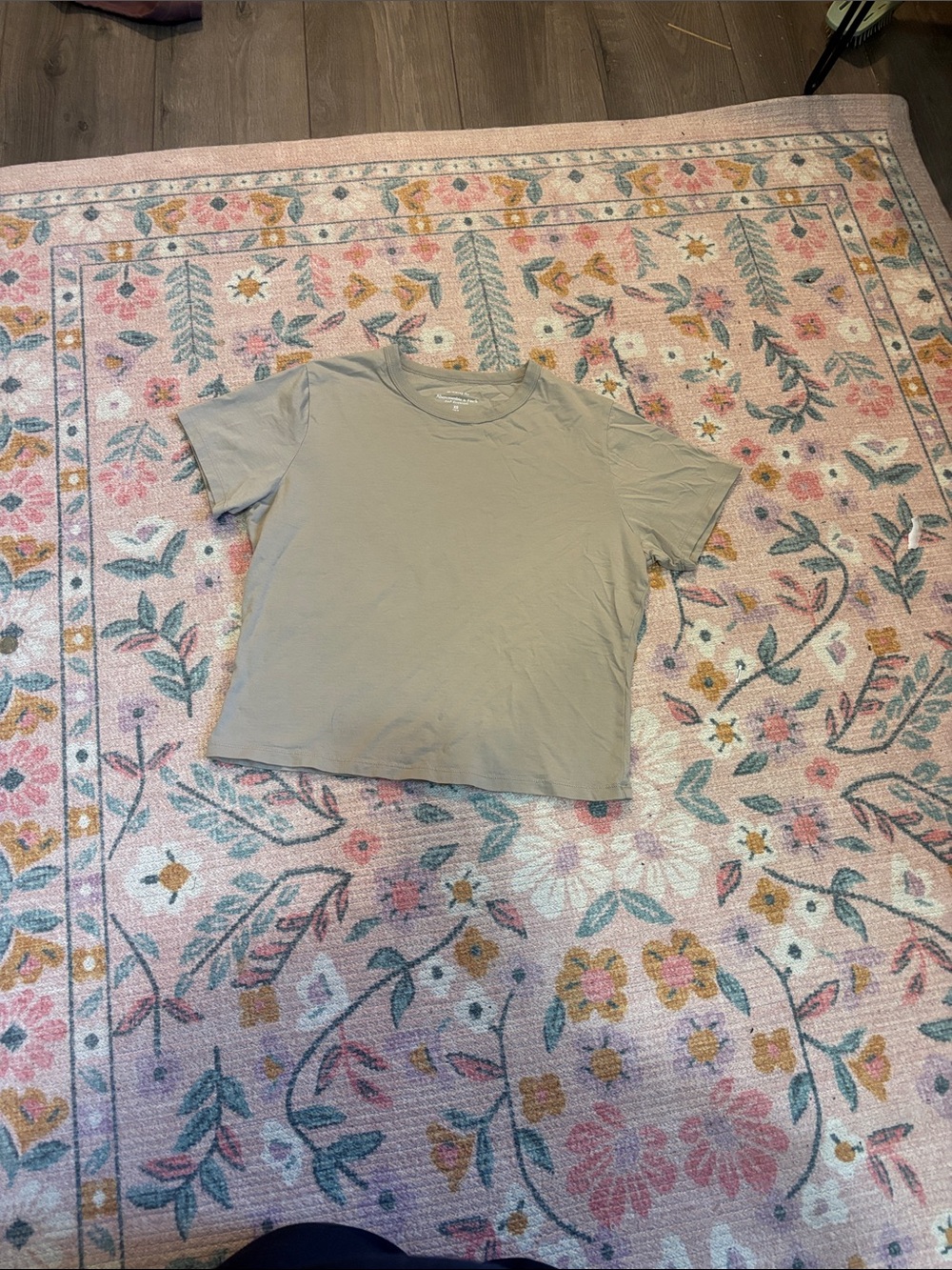 Abercrombie & Fitch “slimming tee” in Light Taupe